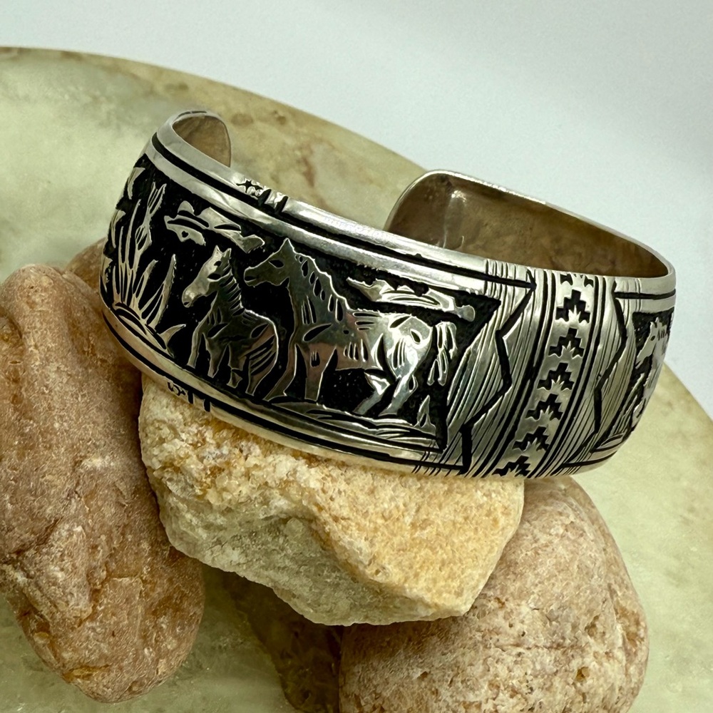Sterling Silver Horse Motif Cuff Bracelet - Silver - Picture 3 of 16